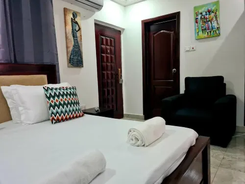 Charming Quiet & Cozy - Close to Highway Parking