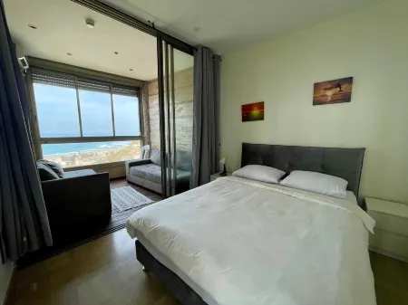 Royal on the Sea Отели рядом с достопримечательностью «Netanya»