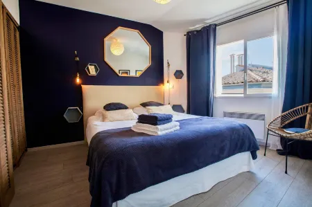 Home Chic Home - les Toits de l'Argenterie Отели рядом с достопримечательностью «Antigone»