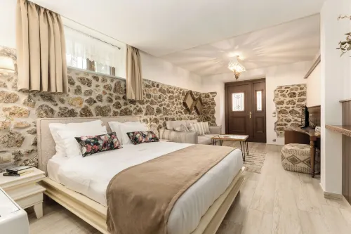 Meydani Suites - Mountain view