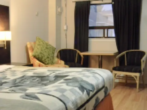 美國廣場汽車旅館