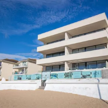 Apartment in Oostduinkerke with Sea View