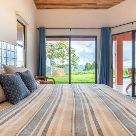 Epic Ocean-to-Mountain Views 24 7 Gated Community Private Villa Roca