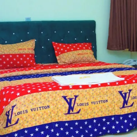 Vichi Gates Hotel and Suites