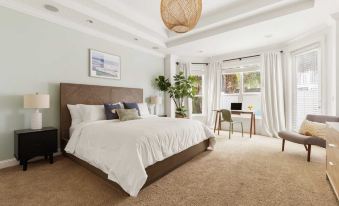 Sleeps 18! Pool, Hottub, Game Room, Blocks to Beach Vilano Villa by Avantstay