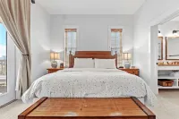 Red Fish Blue Mountain by Avantstay Private Beach + Gulf View