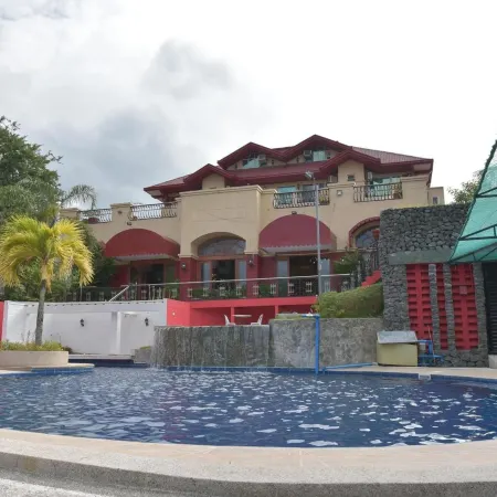 Ang Tahanan ni Aling Meding Hotel