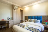 Siddhartha Hotel Tikapur Hoteles cerca de Birat Purush Darshan