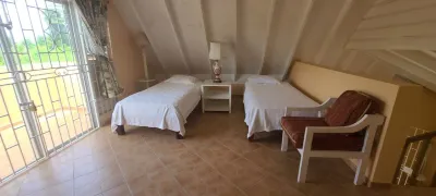 Sunflower Villas Hotels in Ранавеј Беј