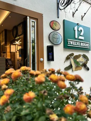 12 ルームズ ブティック ホテル のホテル