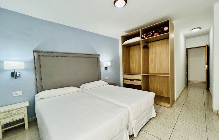 Apartamentos Frontera