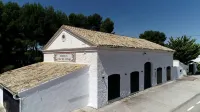 Vilasira Rooms & Wines - Adults Only