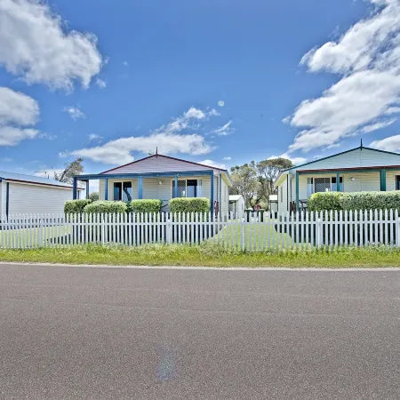 Rose Gardens Holiday Park