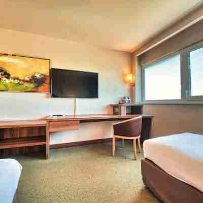 Kyriad Prestige Mulhouse - Basel Rooms
