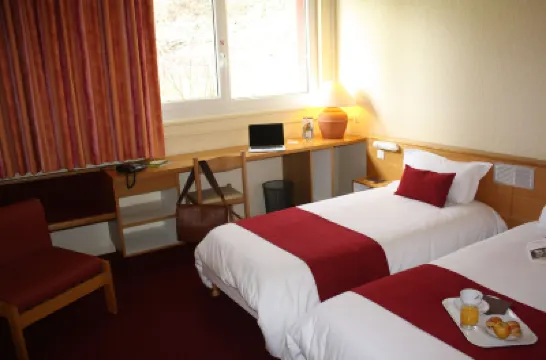 Logis Hôtel Atrium Epinal Golbey Hotels near Epinal Train Station