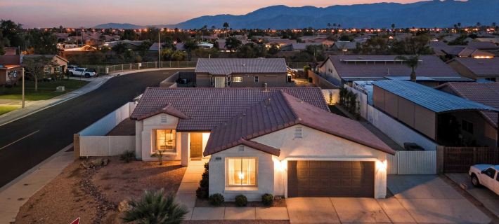 Montego by AvantStay Hotels in Indio