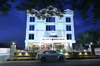 Treebo Premium Akshaya Mahal Inn Hotel in zona M E S First Grade College