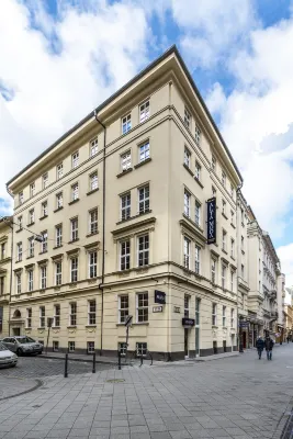 Alta Moda Fashion Hotel Отели рядом с достопримечательностью «Мост Свободы»