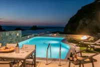 Made by the Sea Villa 4 -  Holiday Villas