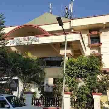 Hotel Riviera Executive Hotel Exterior