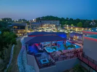 The Resort at Lake of the Ozarks - Pool