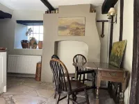 Stunning 2 Bed Cotswold Cottage Winchcombe
