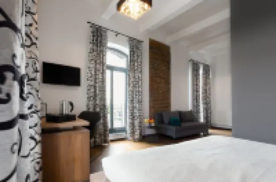 آرينا هوتل سامورين فنادق في 