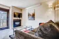 Lift House Lodge, Pet Friendly, Premium Studio Condo - شرفة