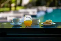 Be House Suites & Spa - breakfast