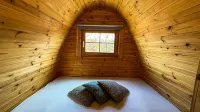 Fossatun Camping Pods & Cottages - Sleeping Bag Accommodation - parking