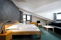 Hotel Bohemia - 2-Star