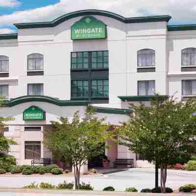 Wingate by Wyndham LaGrange Hotel Exterior
