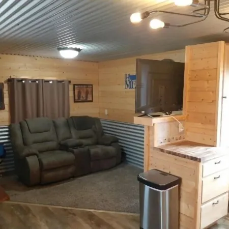 Glacier Acres Guest Ranch