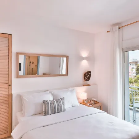Dias Hotel