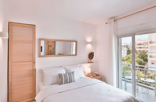 Dias Hotel