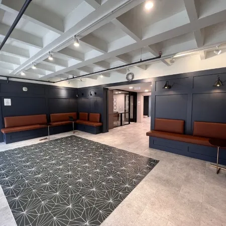 Brand new studio apartment rich with amenities! Less than 5 minutes to downtown