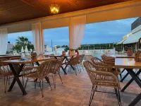 Newcastle Studios Hotels in Agios Konstantinos
