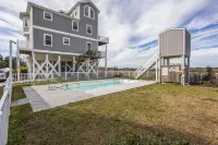 4BR/4BA - pool, elevator, deeded beach access, 2 king suites & AMAZING views! - Beach