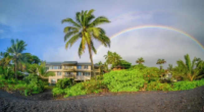 Oceanview Condo in Hana-Let the ocean lull you to sleep