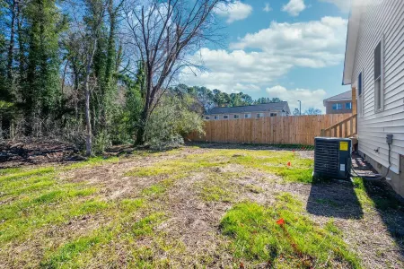 Cozy Space with Modern Kitchen and Fast Wifi - Charming Ranch Retreat