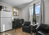 St Paul Fry Street Den West # 2