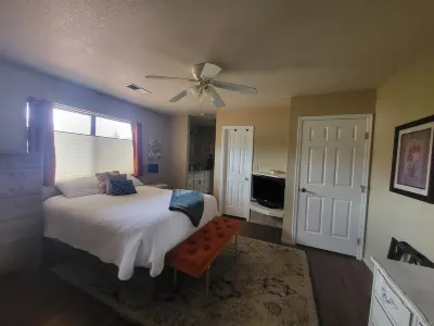 Views! Near Oak Creek, Swimming, Hiking & Biking Trails, Golfing