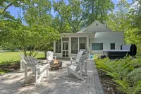 Tranquil Haven with Jacuzzi and Firepit - Charming Retreat