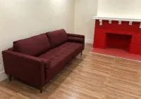 Private Apartment with Work Desks and Parking - Spacious and Inviting Hotels in Irvington