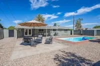 Spacious Oasis with Private Pool - Charming Family Retreat Hotels in Catalina Foothills