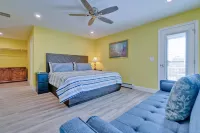 Captivating Marsh Views and Beach Proximity - Stunning Family Retreat