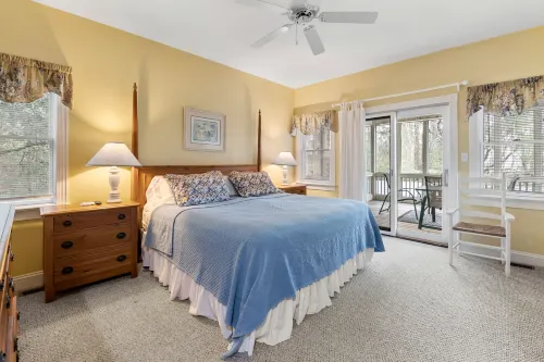 Tranquil Oasis with Pool and Hot Tub - Serene Coastal Retreat فنادق في كورولا