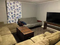 2-bedroom apartment with WiFi in charming Cavendish 6 miles from Okemo Ski Area Hotels in Cavendish