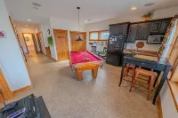 Semi-Soundfront: Pool, Hot Tub, Game Room, Elevator, Boat Ramp, Linens Included