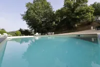 Agriturismo Casale le Crete - Swimmingpools